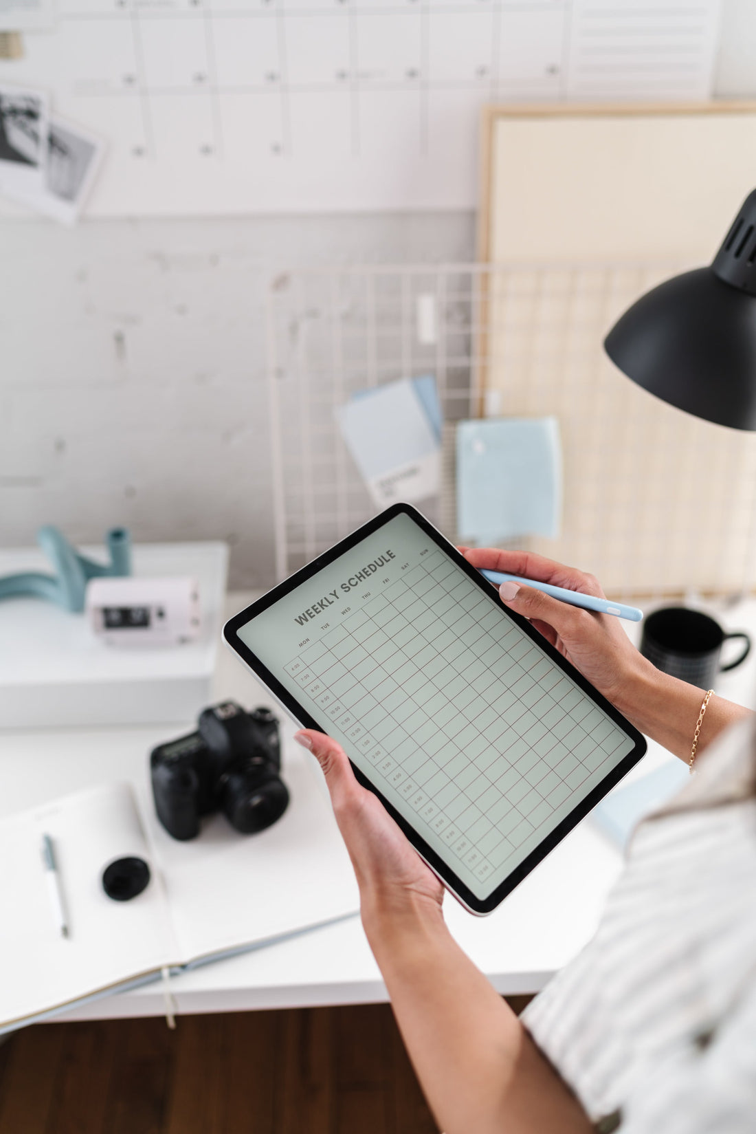 How to track your time as an interior designer (and why this will help you price better)
